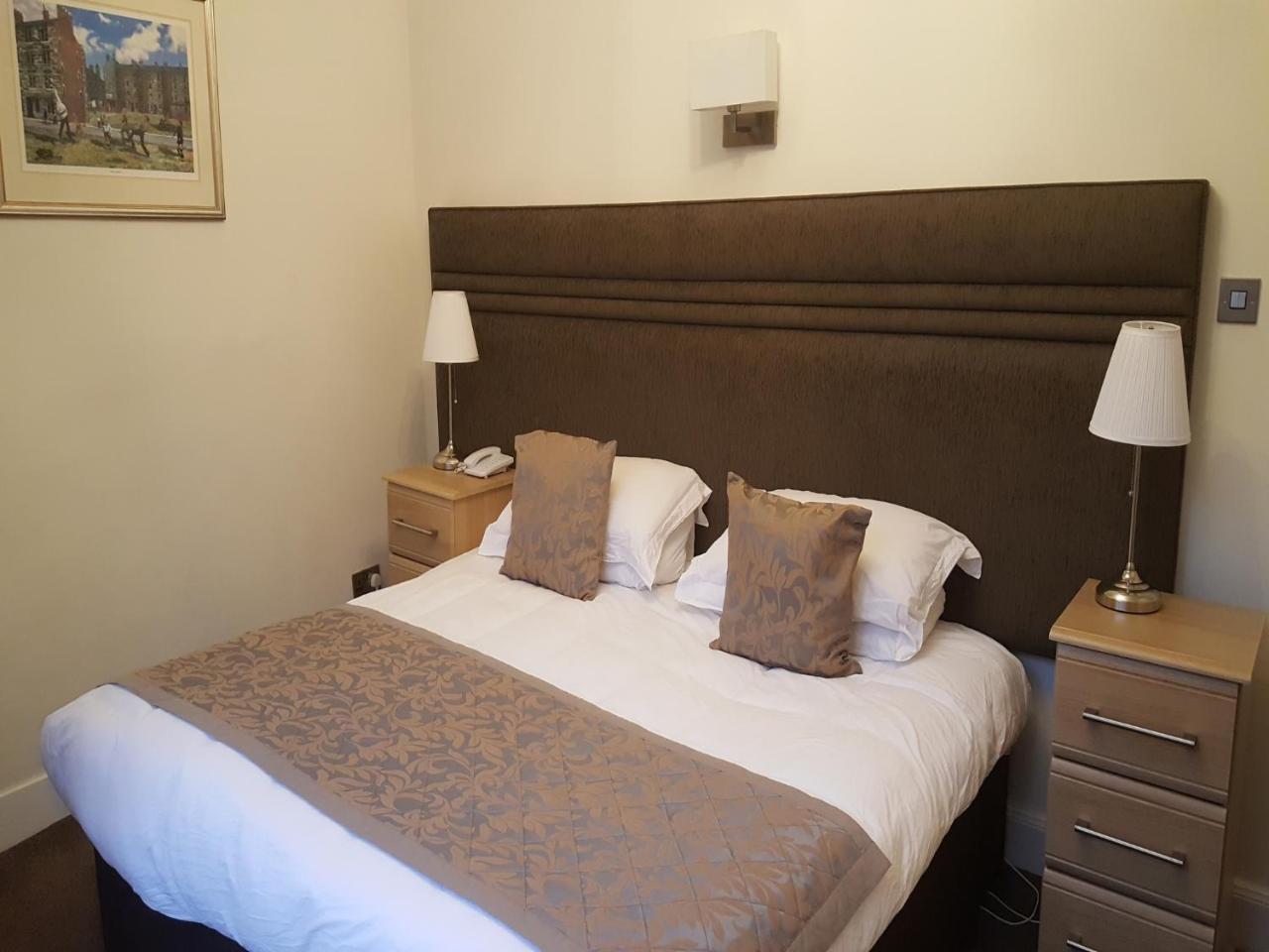 Mclays Guest House Glasgow Eksteriør bilde